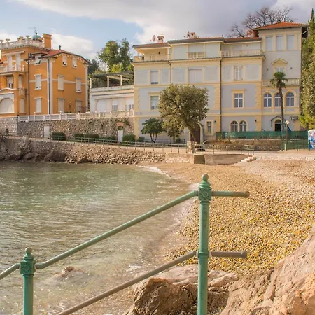 Relax Near Apartamento Opatija